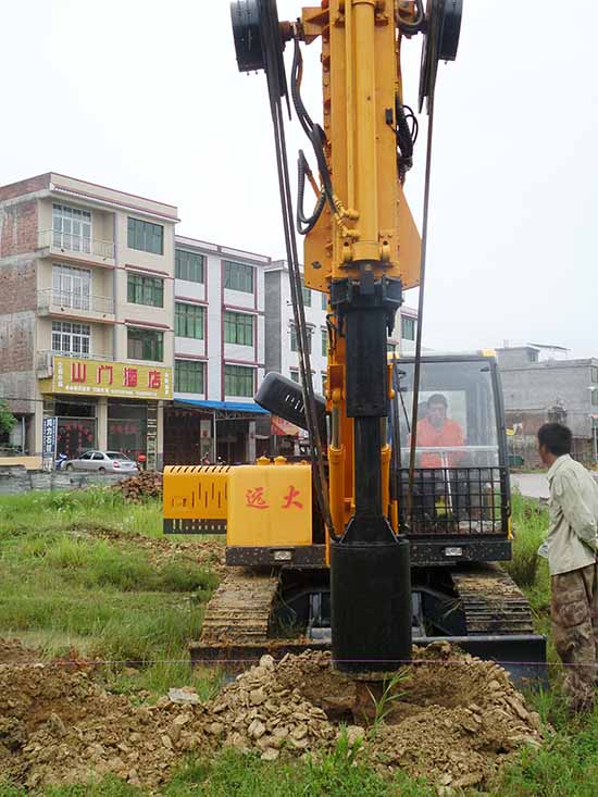 草莓视频官方网站建筑机械厂履带式草莓视频下载在线观看施工中